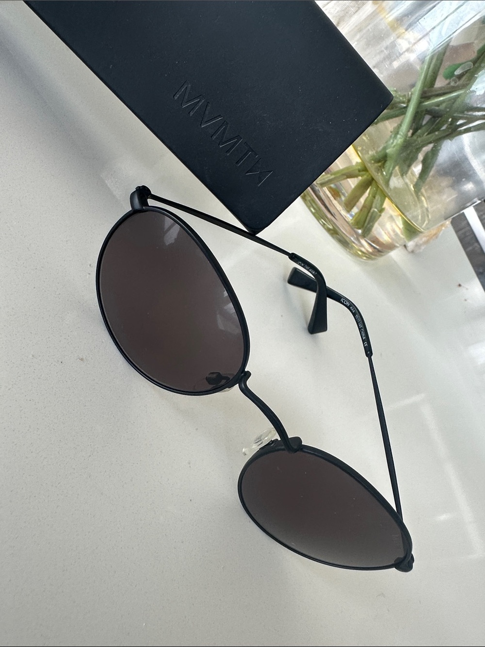 MVMT Black Oval Sunglasses - Black Lenses